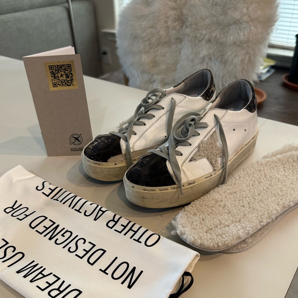 Golden Goose tennis shoes